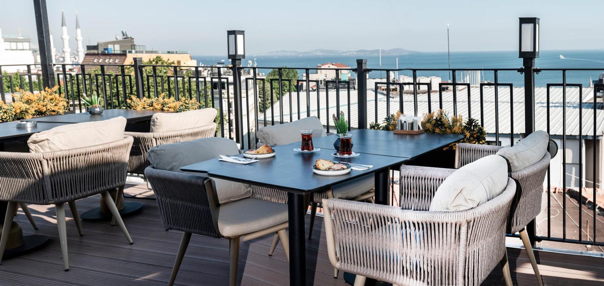 Aprilis Hotel - Special Category Istanbul Bagian luar foto