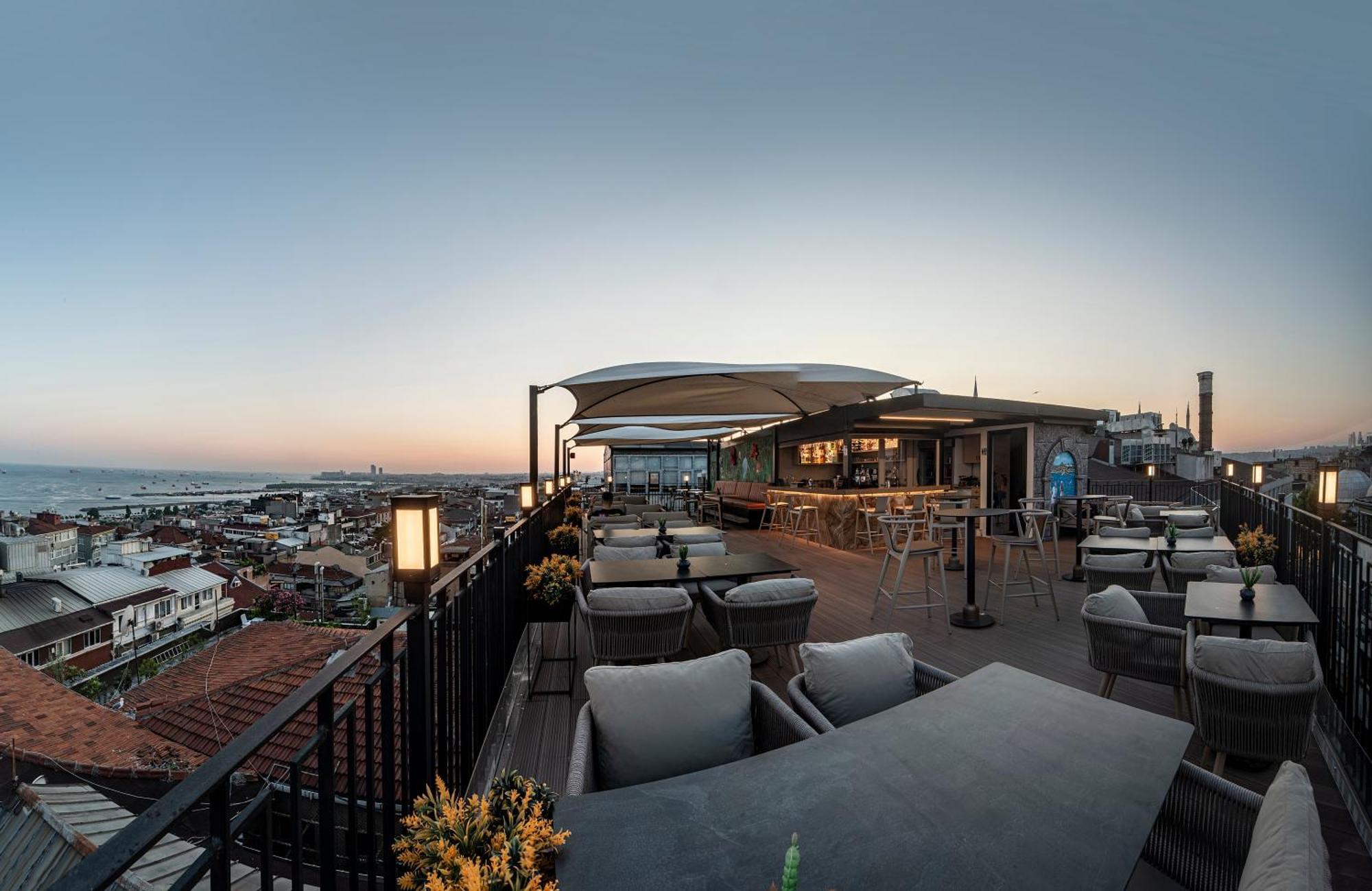 Aprilis Hotel - Special Category Istanbul Bagian luar foto